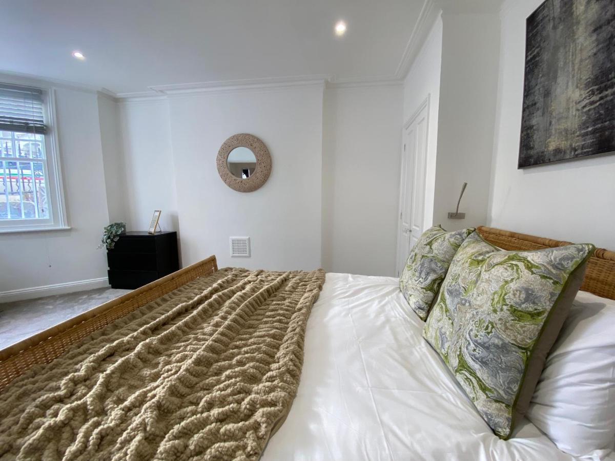 Fantastic Spacious Garden Flat With Own Private Entrance London Eksteriør bilde